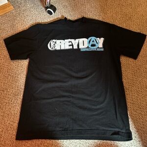 Grey day 2024 tour shirt